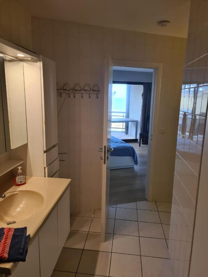Luxurious Apartment With Sea View Бланкенберге Экстерьер фото